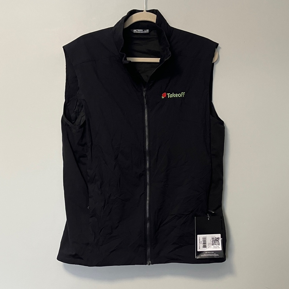 NWT Arc’teryx Atom Black Vest